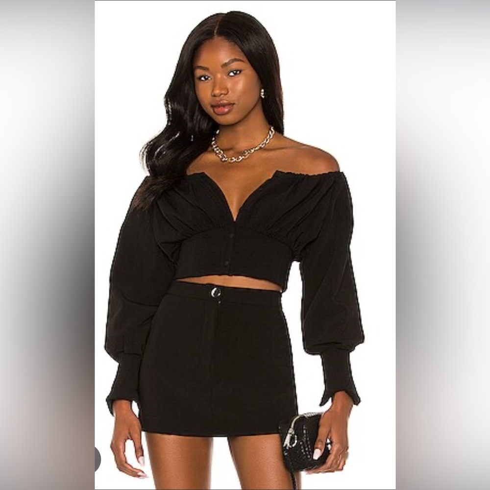 h:ours Sybille Off Shoulder Top Size Small